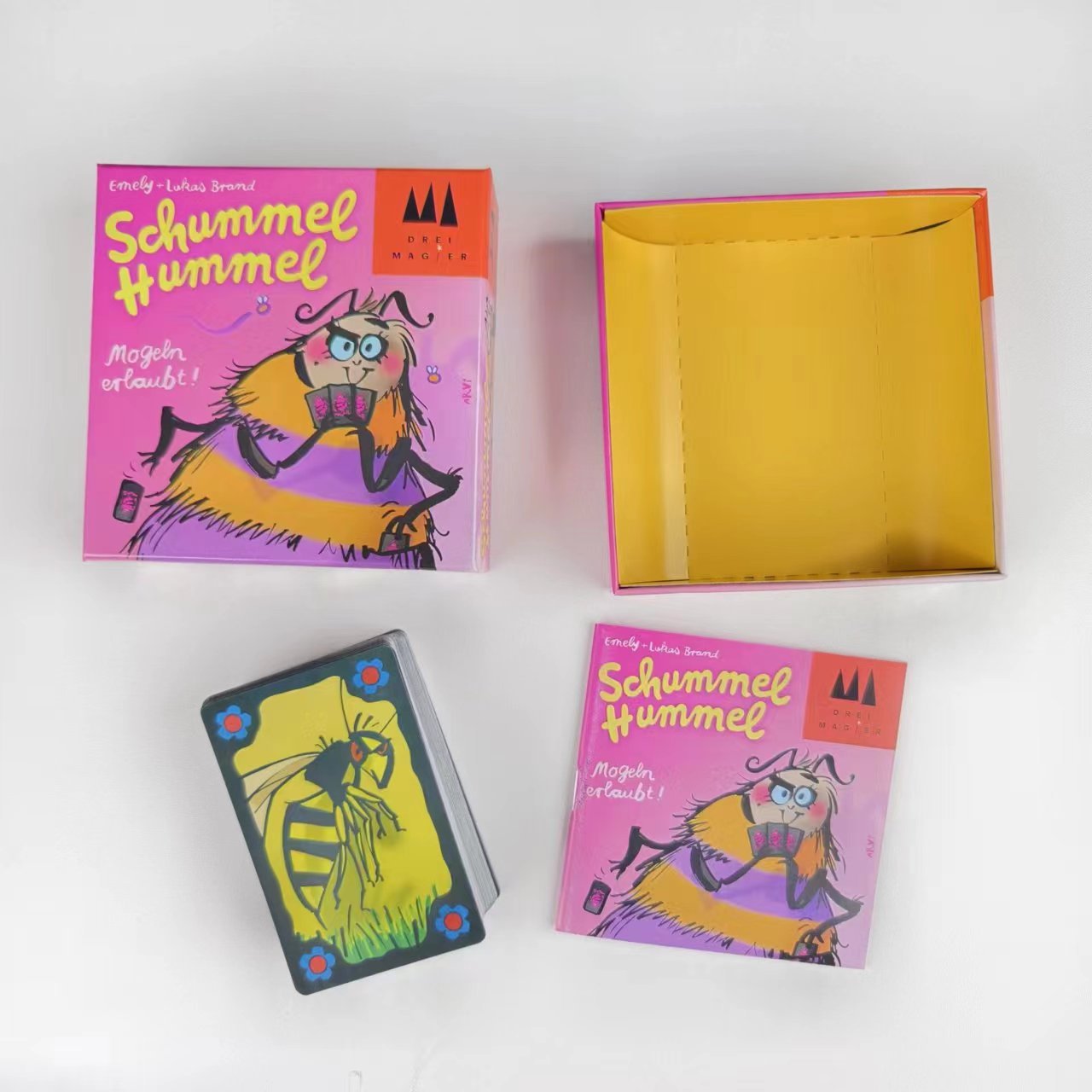 Schummel Hummel English Family Card Game product view 3