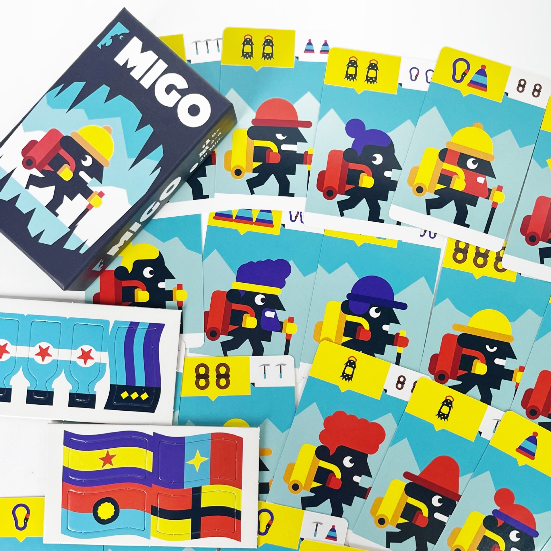 Migo Bilingual Family Strategy Card Game product view 2