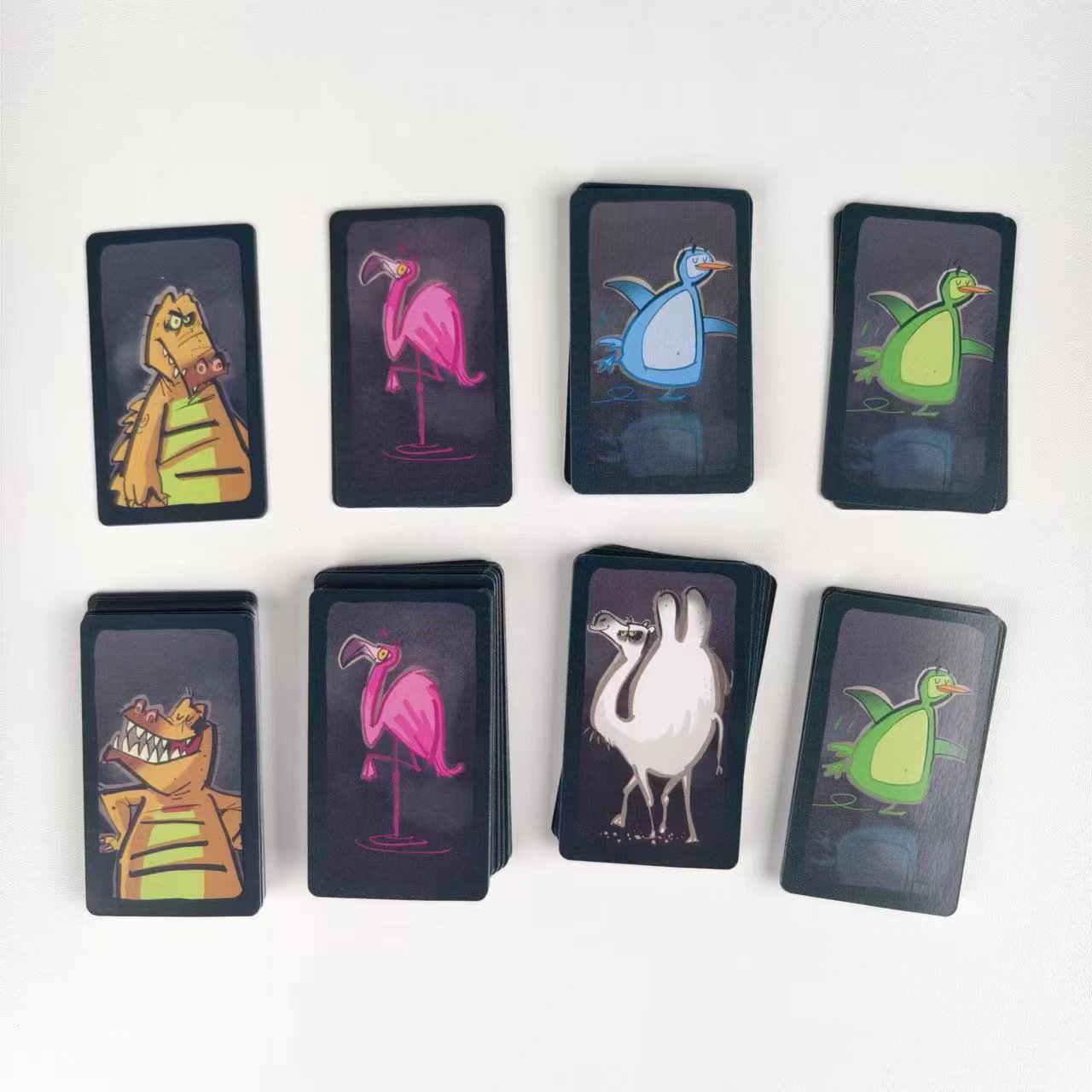 Dodelido English Family Reaction Card Game product view 2