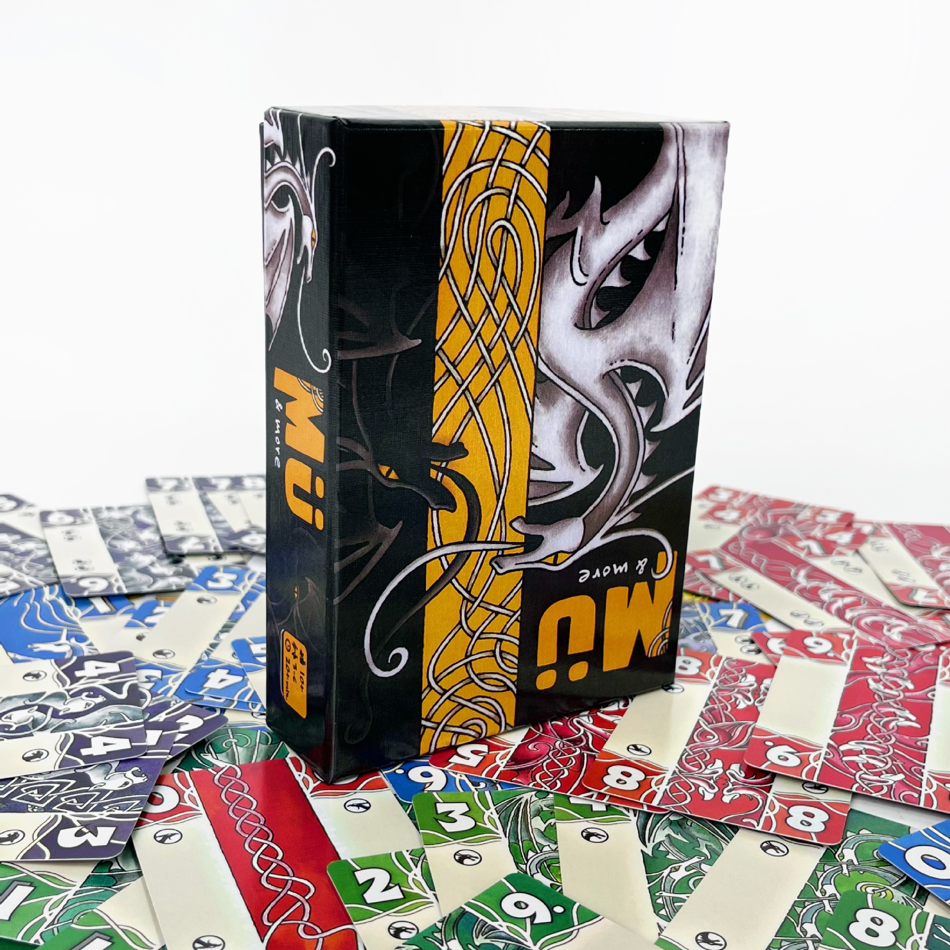 Mü & More Bilingual Team Strategy Card Game product view 2