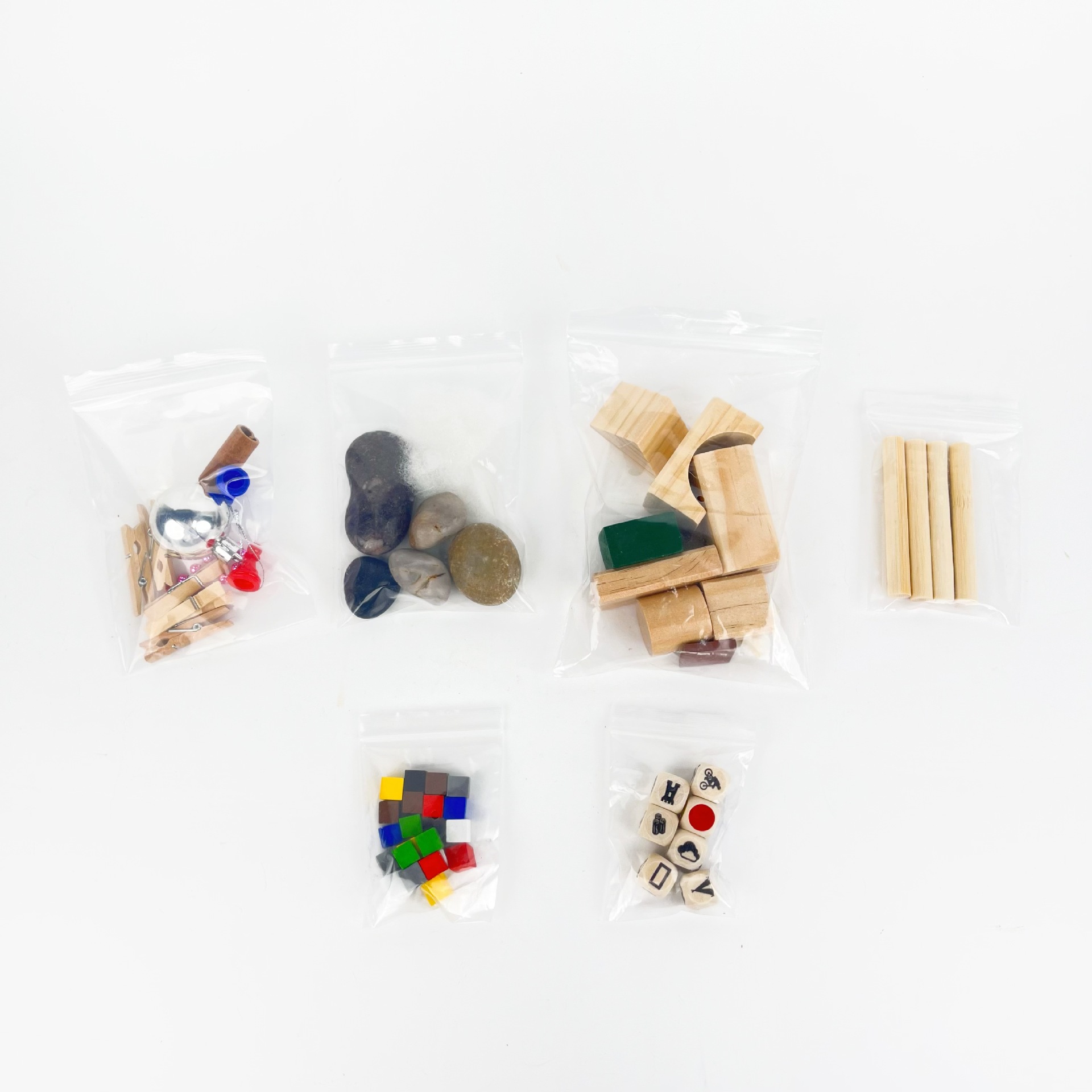 Pictures Chinese Edition Board Game with Three Expansions product view 4
