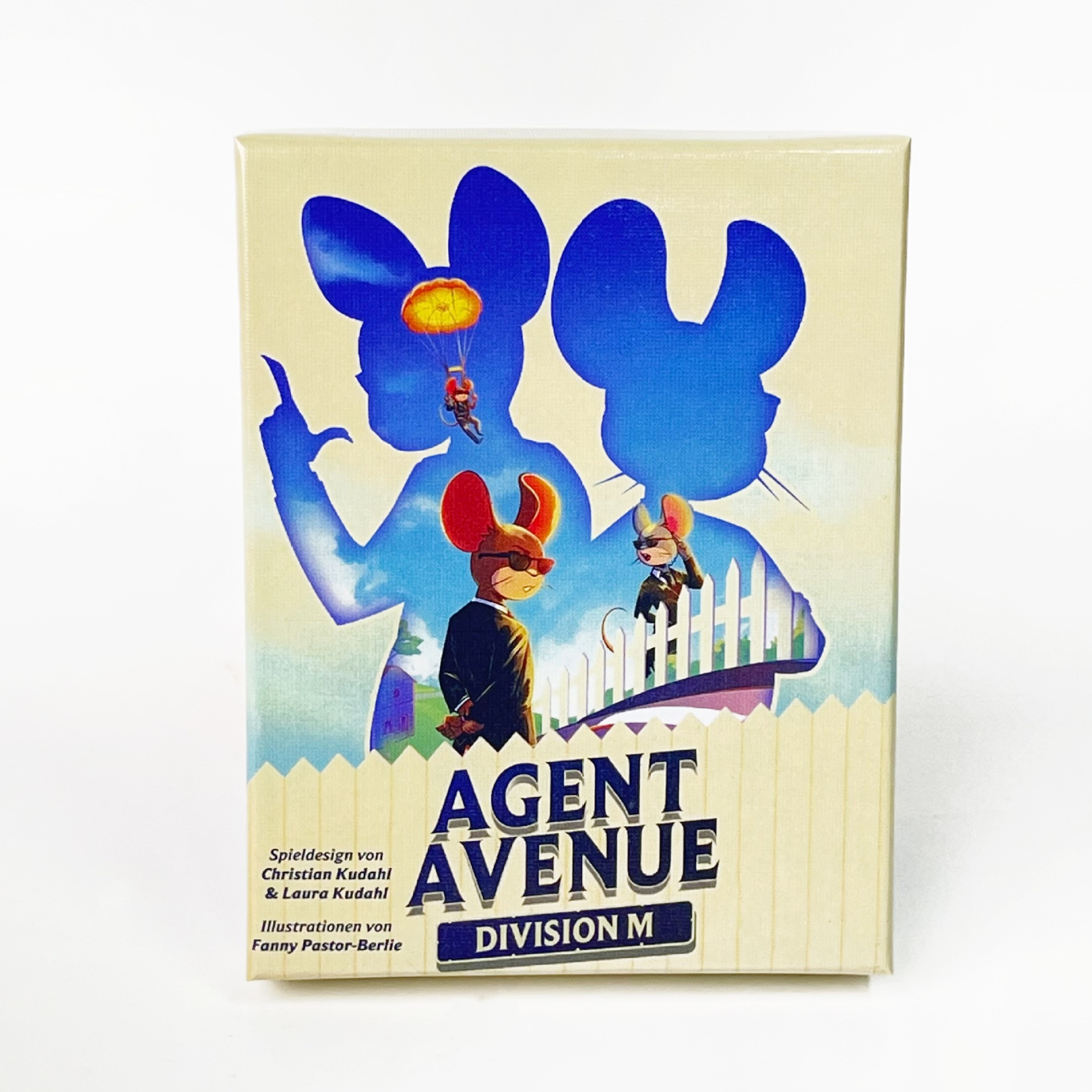 Agent Avenue Bilingual Two-Player Deduction Game product view 5