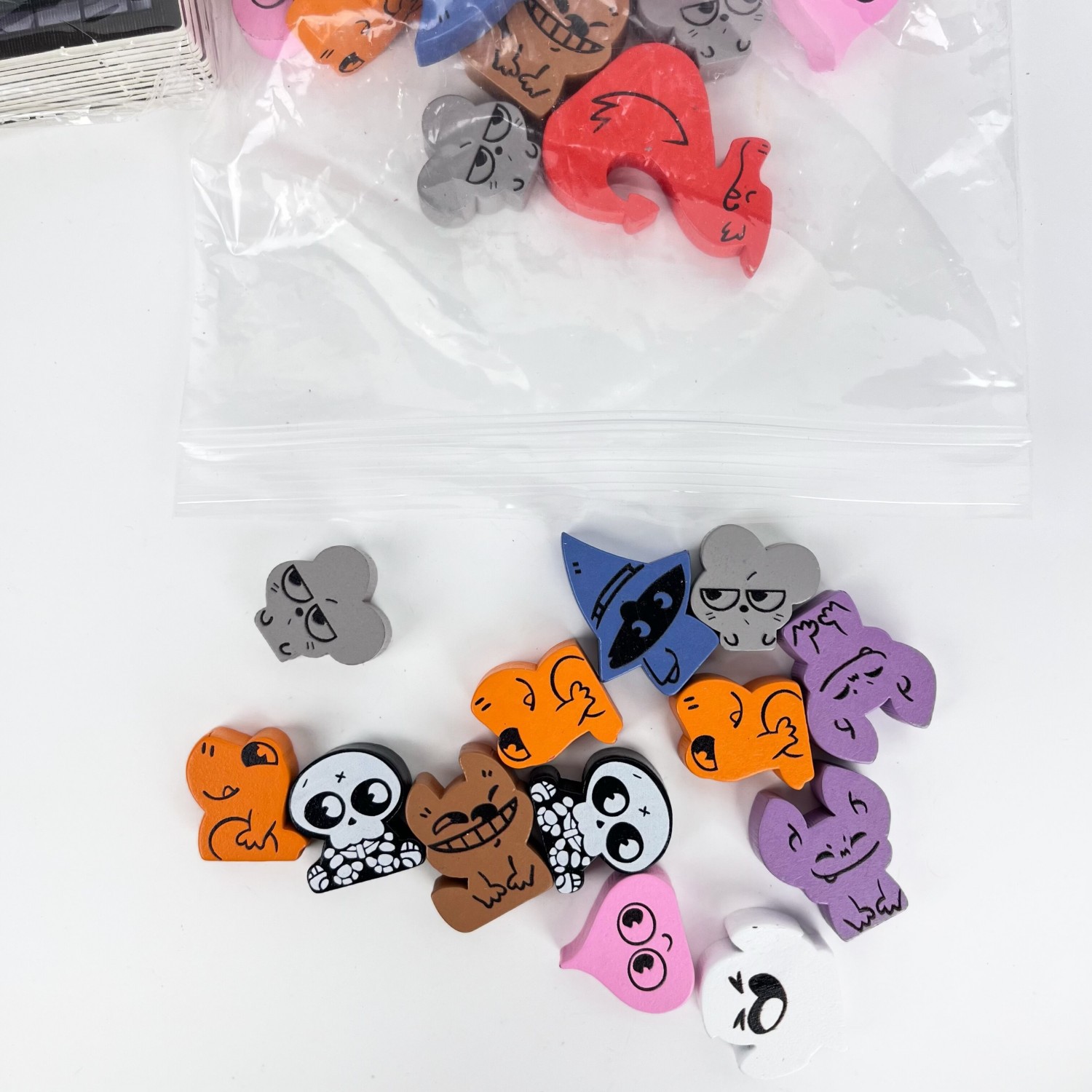 Keep the Heroes Out Chinese Board Game and Expansion product view 5