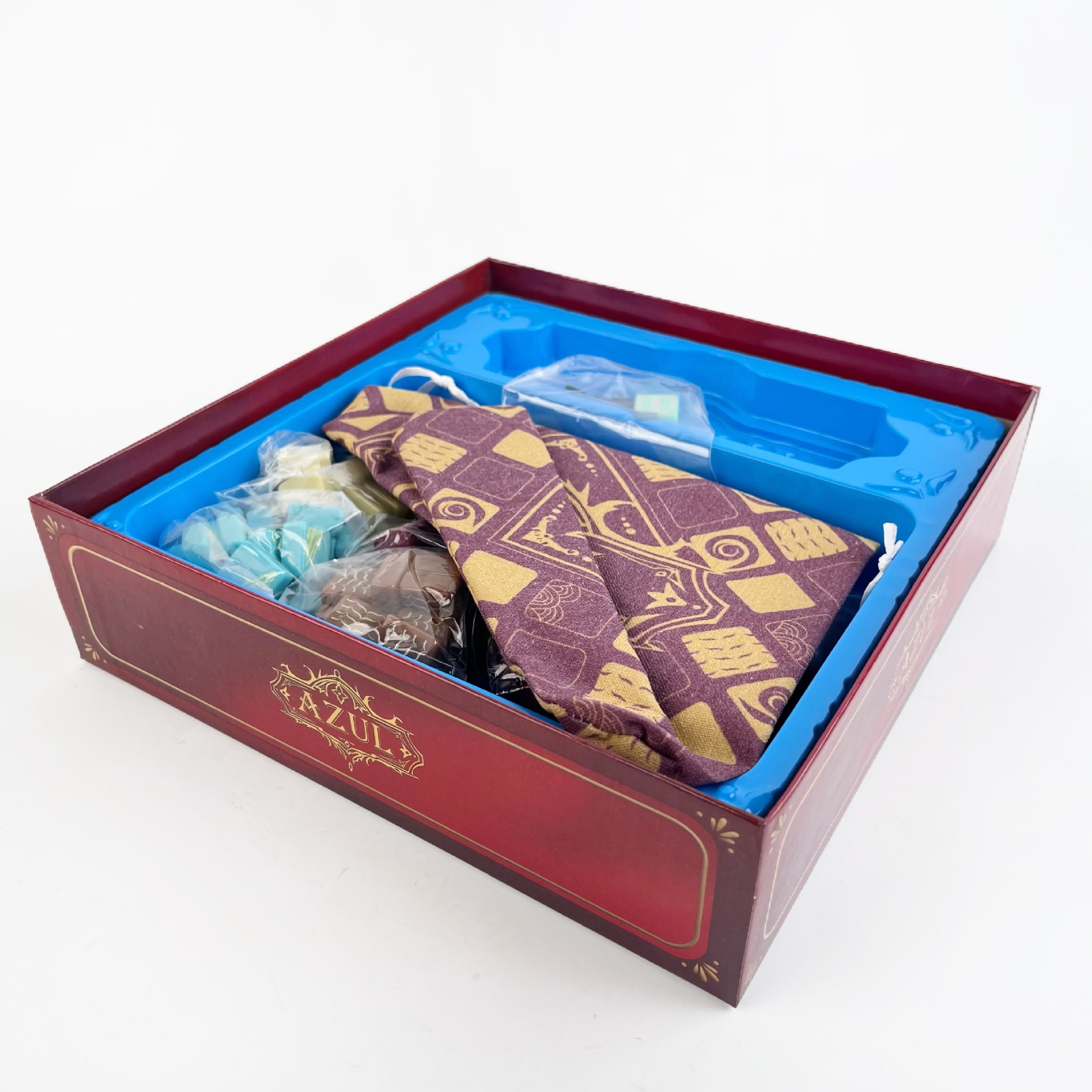 Azul Master Chocolatier Bilingual Tile Board Game product view 2